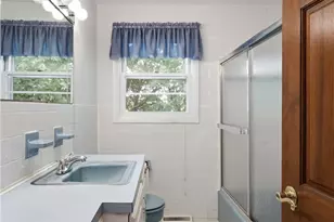 251 Madeleine Ave, Woonsocket, RI 02895 - Photo 15
