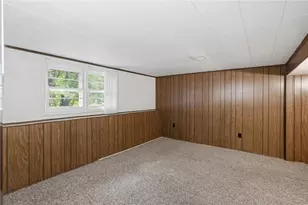251 Madeleine Ave, Woonsocket, RI 02895 - Photo 27