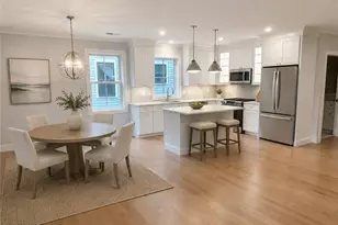 67 Queen St, East Greenwich, RI 02818 - Photo 5