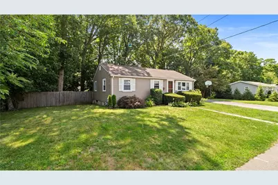 52 Brentwood Avenue, Warwick, RI 02886 - Photo 3