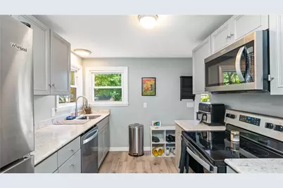 52 Brentwood Avenue, Warwick, RI 02886 - Photo 7
