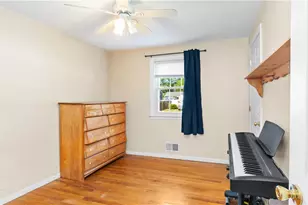 52 Brentwood Ave, Warwick, RI 02886 - Photo 17