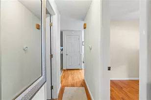 52 Brentwood Ave, Warwick, RI 02886 - Photo 23