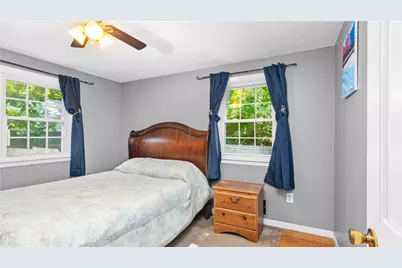 52 Brentwood Avenue, Warwick, RI 02886 - Photo 21