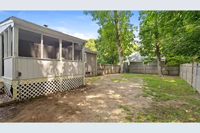 52 Brentwood Avenue, Warwick, RI 02886 - Photo 29