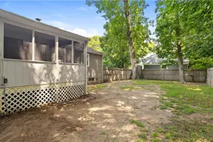 52 Brentwood Ave, Warwick, RI 02886 - Photo 29