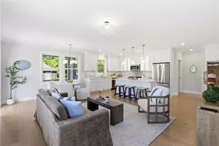 67 Queen St, East Greenwich, RI 02818 - Photo 19