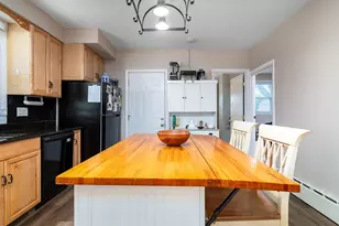 16 Sherwood St, Cranston, RI 02920 - Photo 5