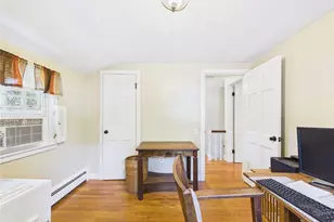 40 Oak Hill Rd, South Kingstown, RI 02879 - Photo 23