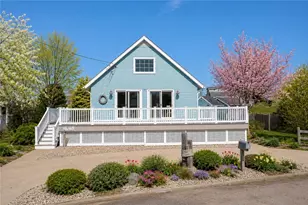 24 Redwood Dr, Narragansett, RI 02882 - Photo 1