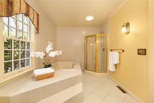 230 Kirby Ave, Warwick, RI 02889 - Photo 29