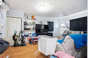 44 Warwick Rd, Pawtucket, RI 02861 - Photo 7
