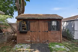 44 Warwick Rd, Pawtucket, RI 02861 - Photo 35