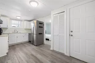 11 North Ave, Providence, RI 02906 - Photo 5