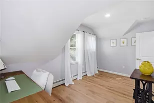 16 Bucklin Ave, Warwick, RI 02888 - Photo 33