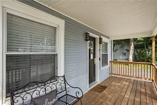 16 Bucklin Ave, Warwick, RI 02888 - Photo 5