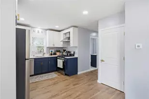 16 Bucklin Ave, Warwick, RI 02888 - Photo 21