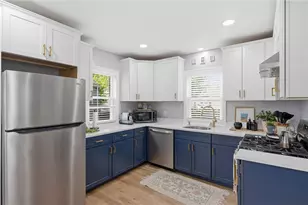 16 Bucklin Ave, Warwick, RI 02888 - Photo 19