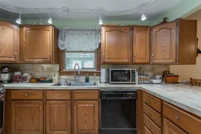 45 Oakdale Avenue, Pawtucket, RI 02860 - Photo 3