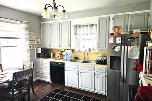 50 Oakland Ave, Cranston, RI 02910 - Photo 7