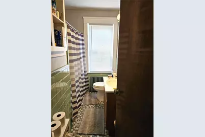 50 Oakland Avenue, Cranston, RI 02910 - Photo 5