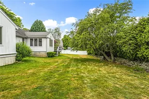 27 Tobin Ln, Bristol, RI 02809 - Photo 25