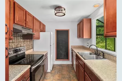 14 Kristee Circle #14, West Warwick, RI 02893 - Photo 9