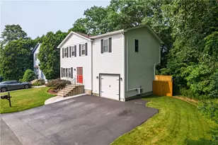 9 Milburn St, Johnston, RI 02919 - Photo 3