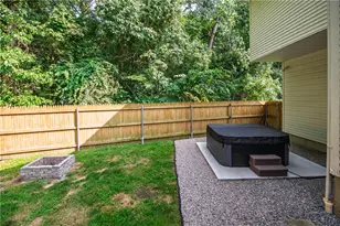 9 Milburn St, Johnston, RI 02919 - Photo 9