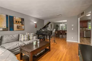 9 Milburn St, Johnston, RI 02919 - Photo 15