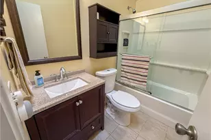 466 Greenbush Rd, Warwick, RI 02818 - Photo 15