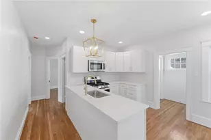 113 Warwick Rd, Pawtucket, RI 02861 - Photo 7