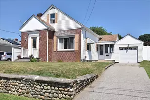 37 King St, Johnston, RI 02917 - Photo 1