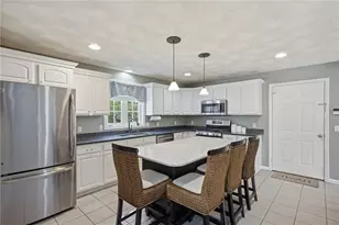 23 Bernon Dr, Lincoln, RI 02865 - Photo 13