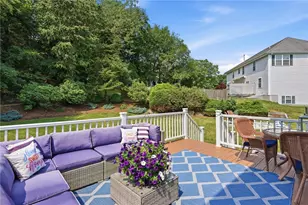 23 Bernon Dr, Lincoln, RI 02865 - Photo 9