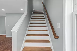 115 Ayda Rose Ave, West Warwick, RI 02893 - Photo 17