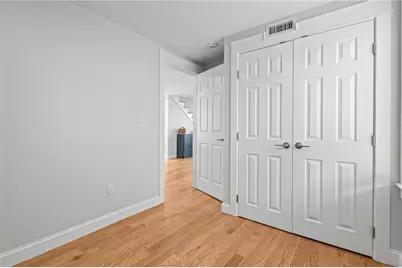 484 Thames Street, Bristol, RI 02809 - Photo 7