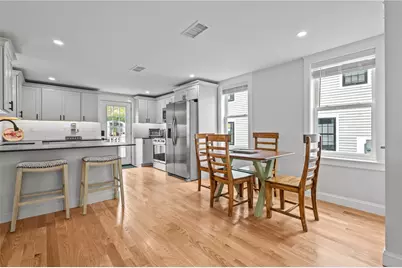 484 Thames Street, Bristol, RI 02809 - Photo 5