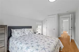 484 Thames St, Bristol, RI 02809 - Photo 21