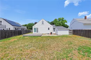 15 Arland Dr, Pawtucket, RI 02861 - Photo 35