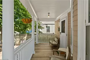 814 W Shore Rd, Warwick, RI 02889 - Photo 3