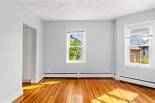 814 W Shore Rd, Warwick, RI 02889 - Photo 11