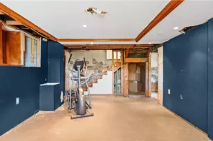 814 W Shore Rd, Warwick, RI 02889 - Photo 33