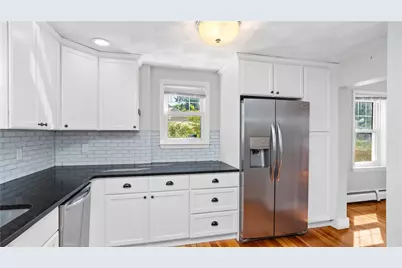 814 W Shore Road, Warwick, RI 02889 - Photo 15