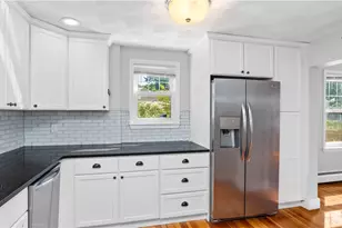 814 W Shore Rd, Warwick, RI 02889 - Photo 15