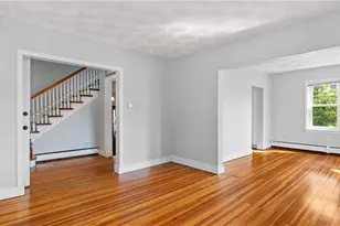 814 W Shore Rd, Warwick, RI 02889 - Photo 9