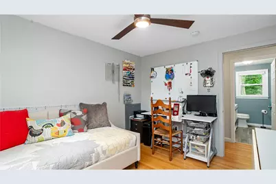40 Sachem Road, North Kingstown, RI 02852 - Photo 17