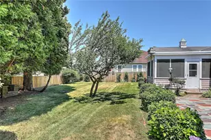 6 Woodbine St, East Providence, RI 02915 - Photo 25
