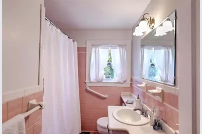 6 Woodbine Street, East Providence, RI 02915 - Photo 15