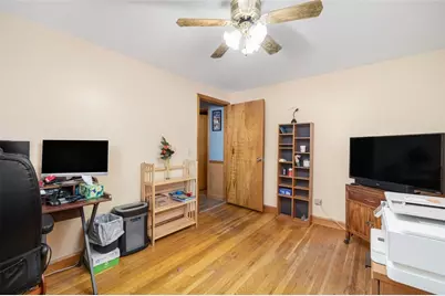 28 Lincoln Avenue, Cranston, RI 02920 - Photo 23